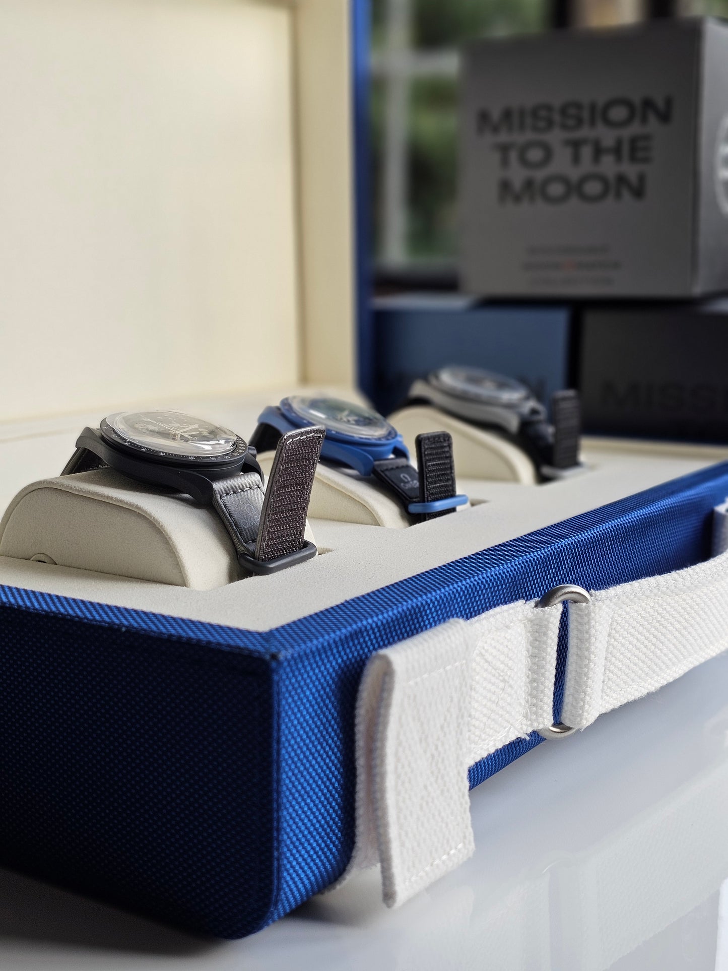 MoonSwatch Gift Set: Swatch x Omega MoonSwatch Flight Case