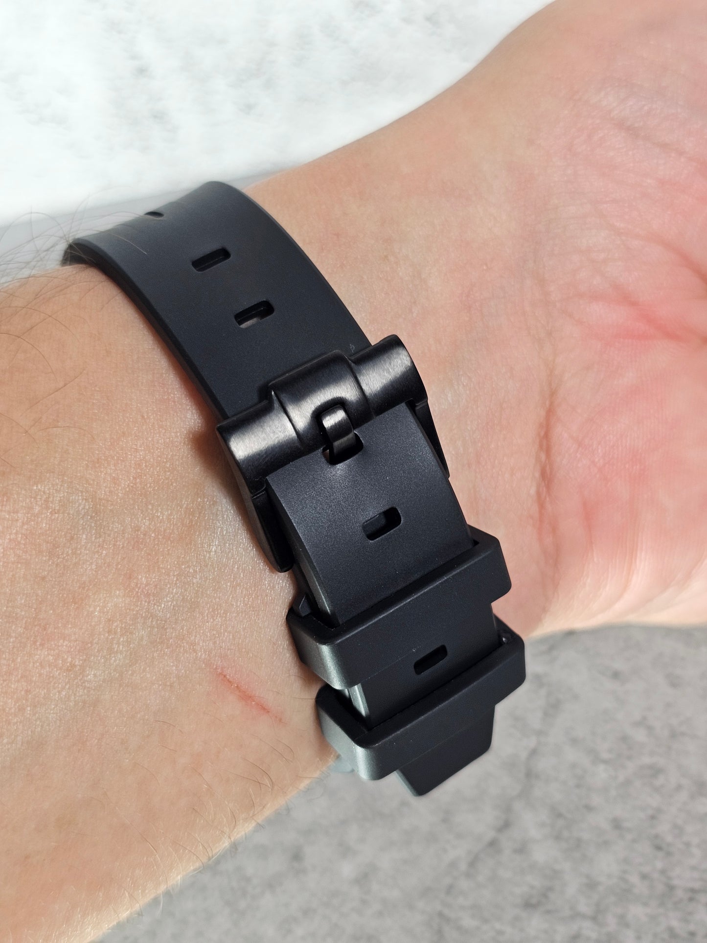 Rubber Curved Strap for Omega x Swatch MoonSwatch – Mission to the Moon – Black