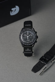 Mission To MoonPhase: Snoopy Black 'Classic' Bundle