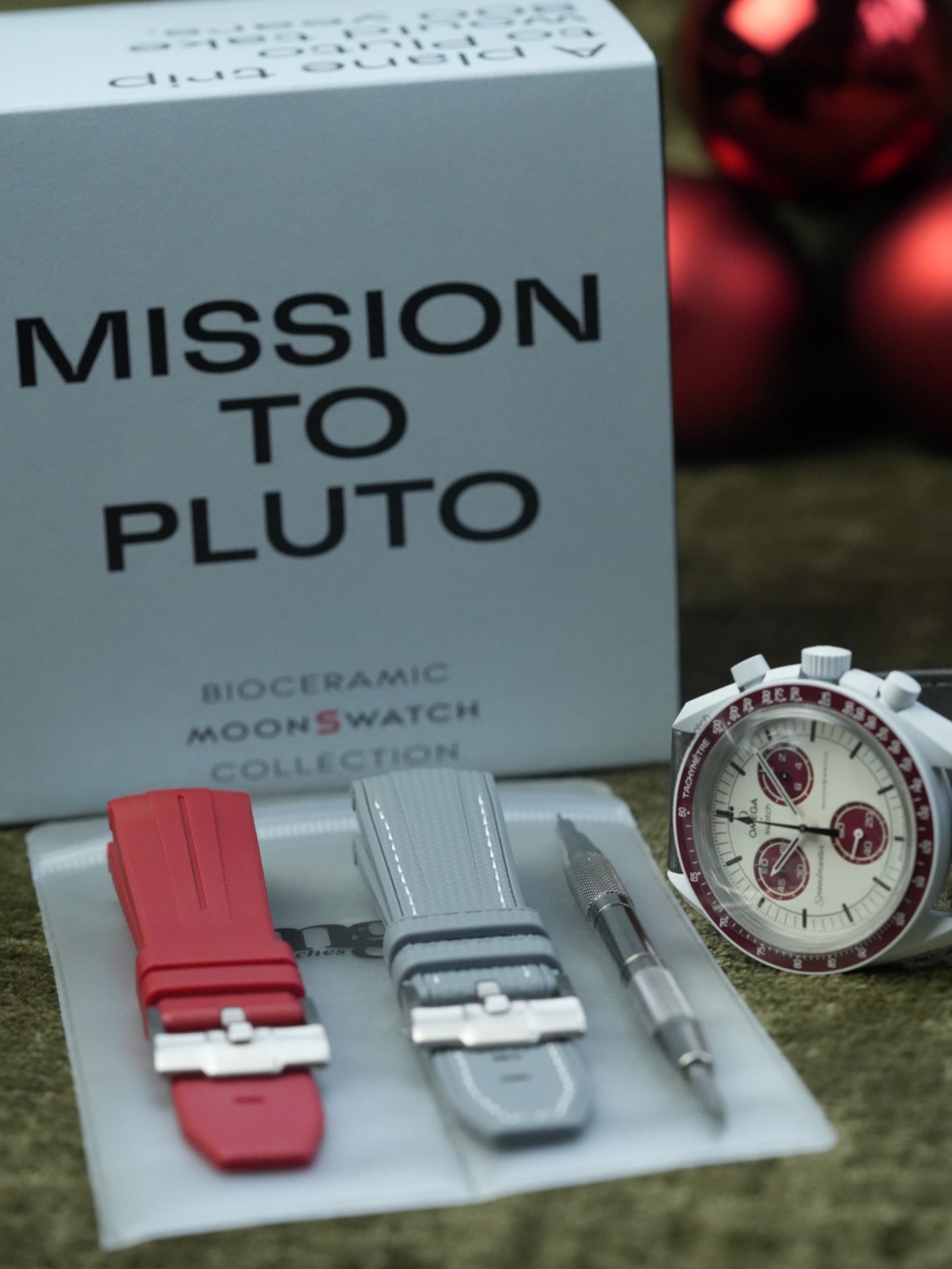 MoonSwatch Gift Set: Swatch x OMEGA Mission To Pluto Bundle – MGB WATCHES