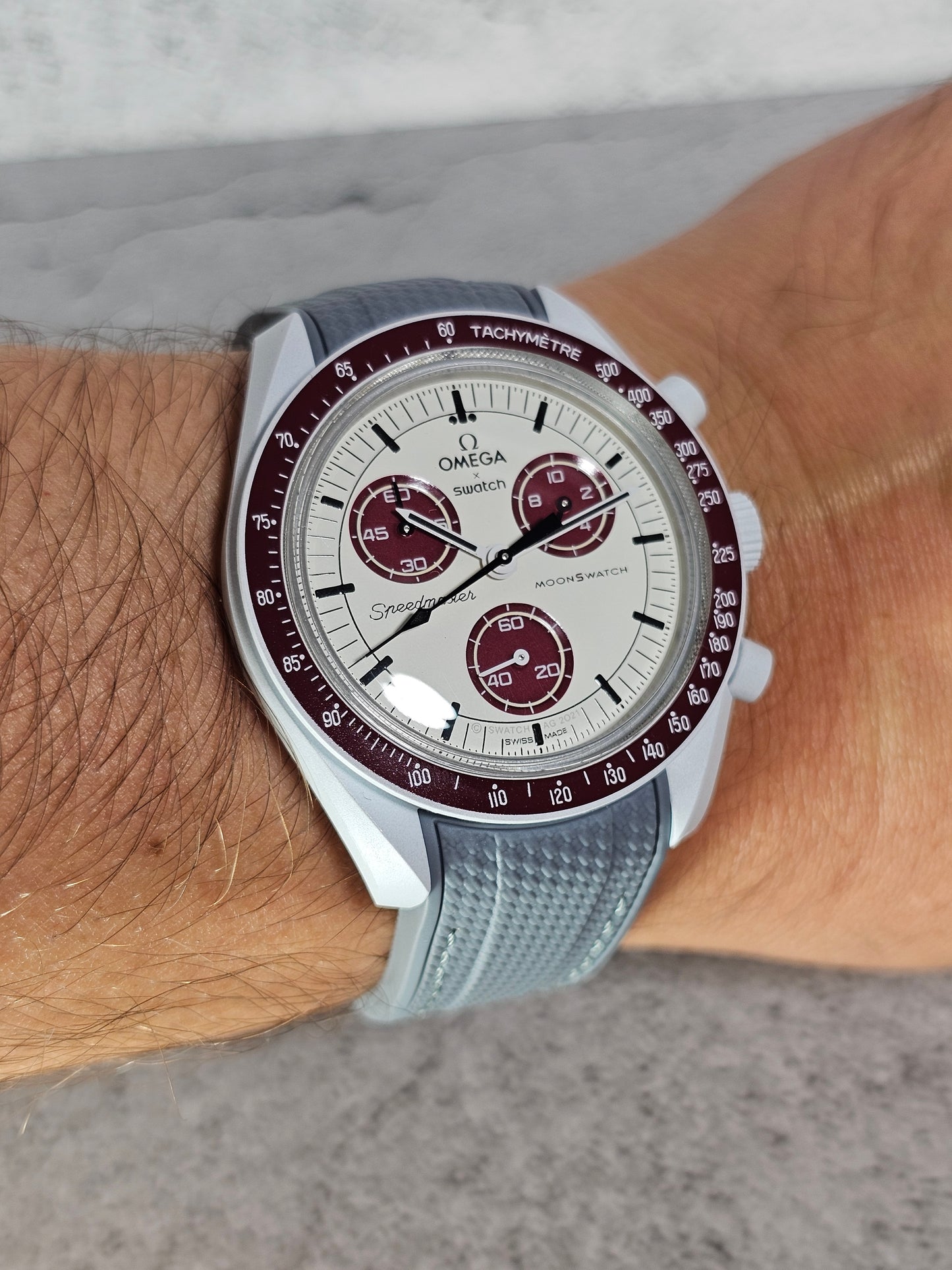 Rubber Curved Strap for Omega x Swatch MoonSwatch – Mission to the MoonPhase – Grey with Grey Stitch