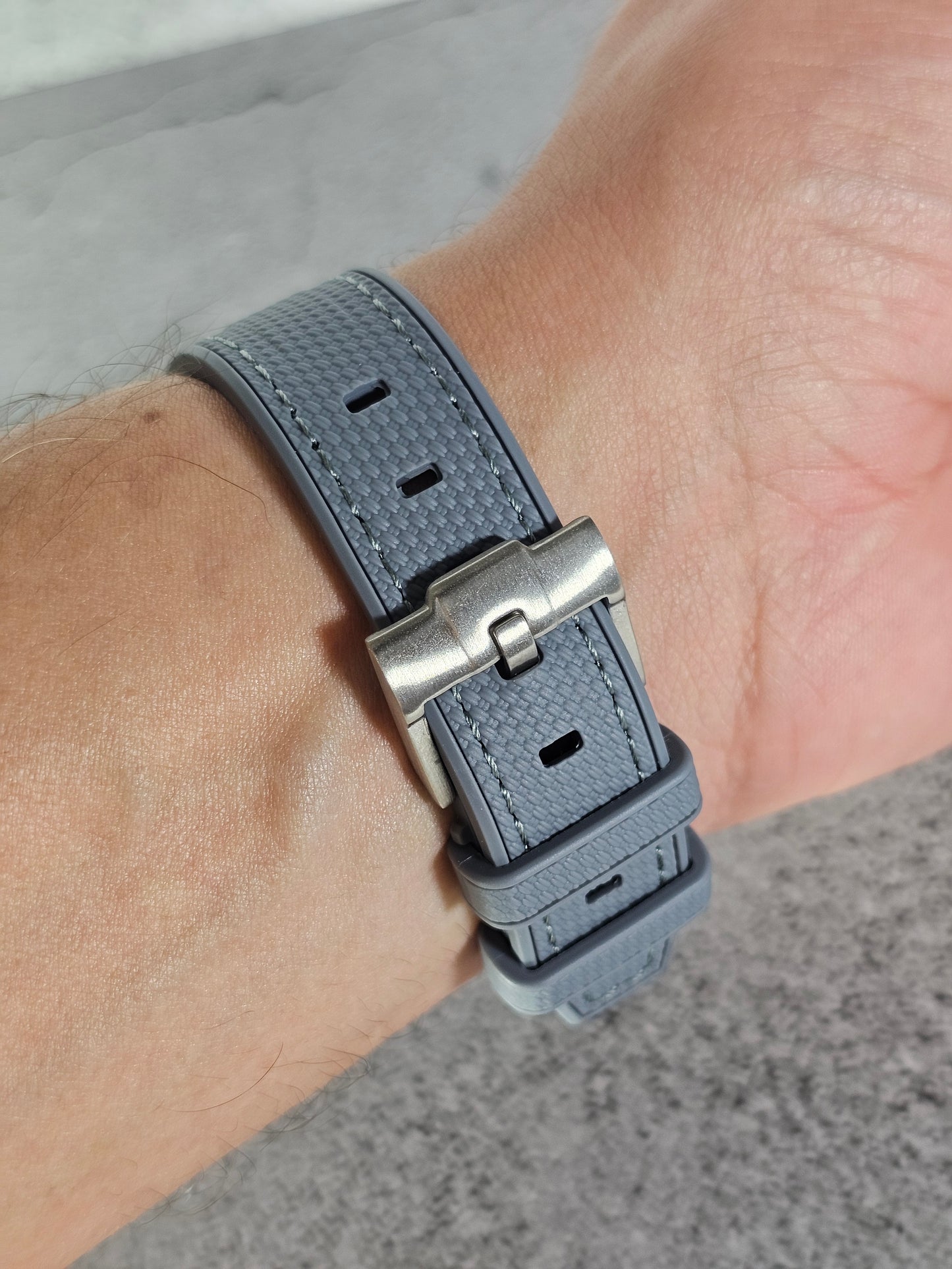 Rubber Curved Strap for Omega x Swatch MoonSwatch – Mission to the Moon – Grey with Grey Stitch