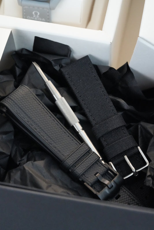 1965 MoonSwatch Smart Casual Set