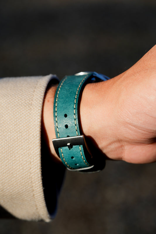 Tuscan Pueblo Leather Strap with Contrast Stitch – 18mm to 22mm – Teal