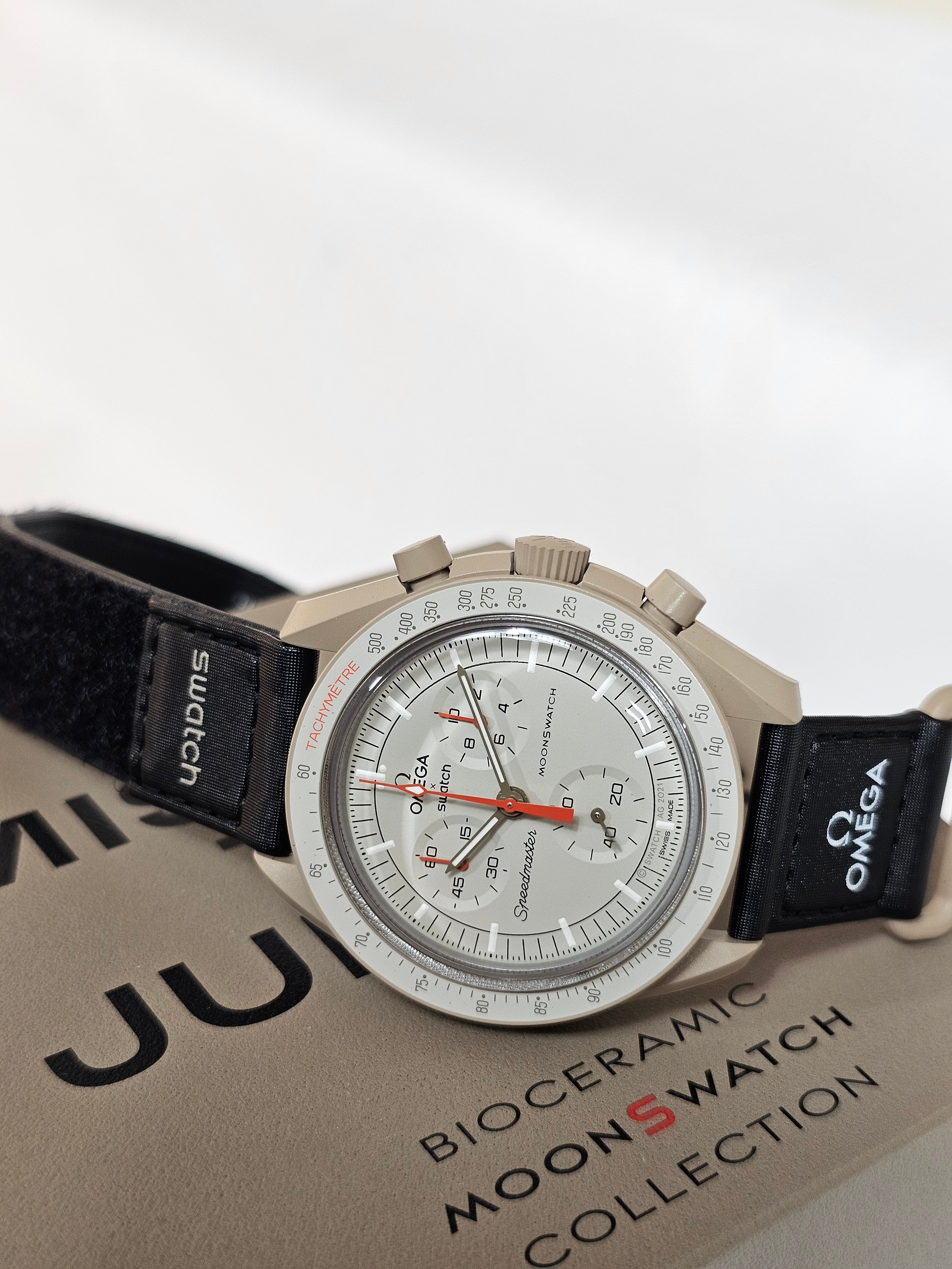 海外限定】 × OMEGA SWATCH Jupiter MOONSWATCH 時計 - www.edgelegal.in