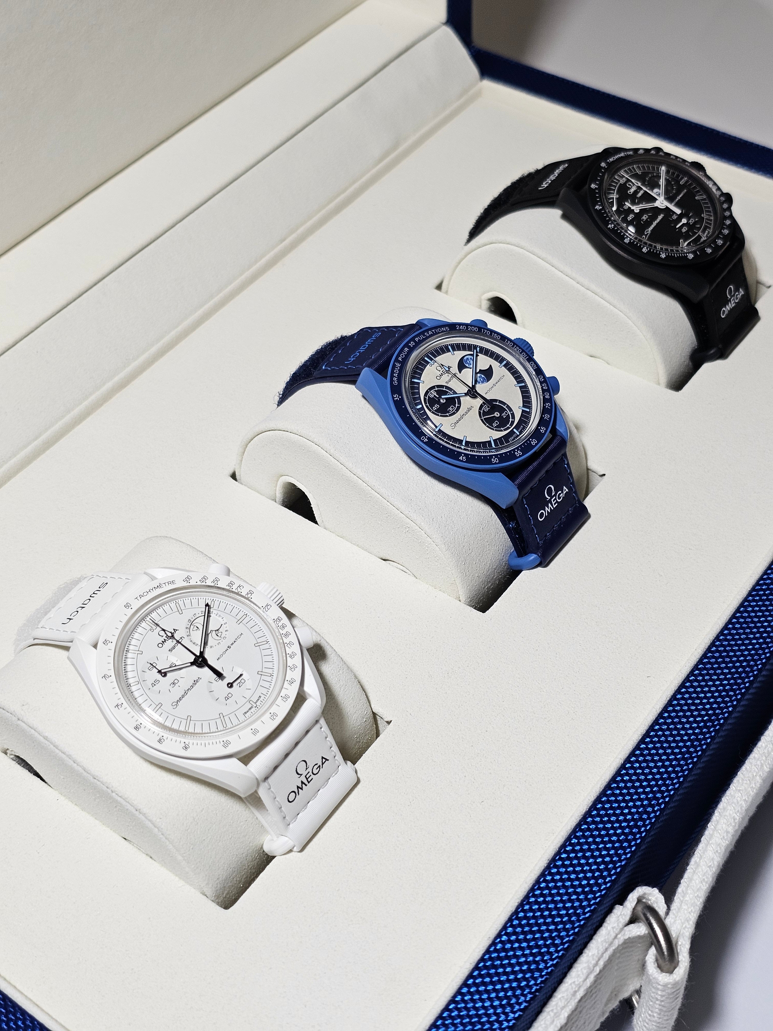 Swatch x OMEGA MoonSwatch Collection: Super Blue Moonphase - Collector –  MGB WATCHES