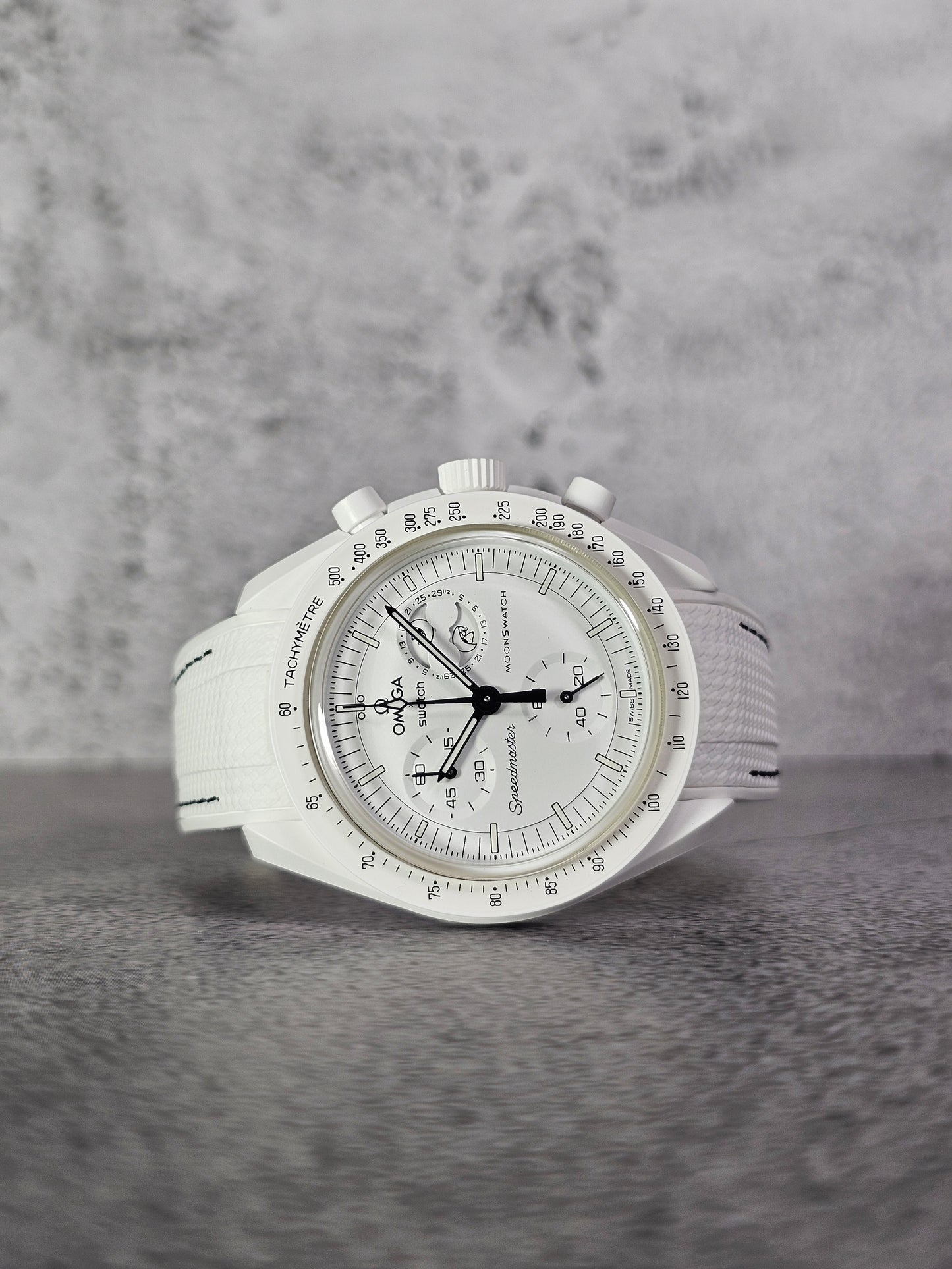 Mission To MoonPhase: Snoopy White 'Flagship' Bundle