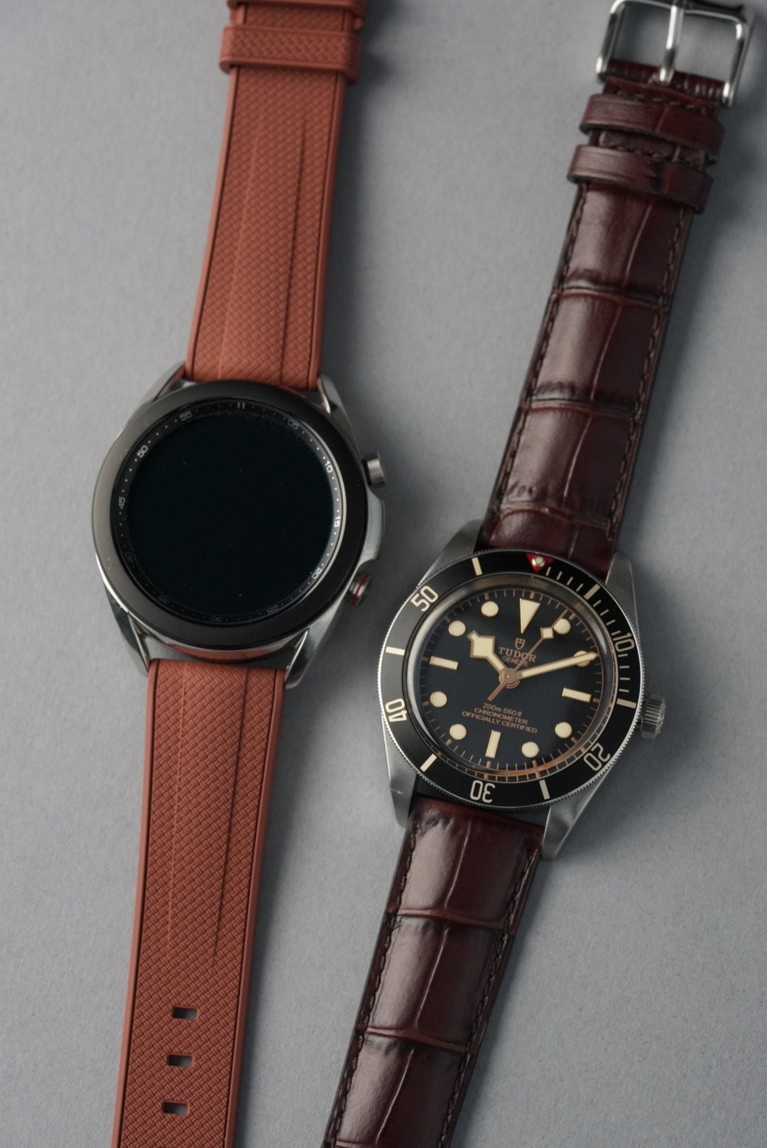 Essential Strap Bundle – Rubber & Leather + Tool (20–22mm Universal Fit)