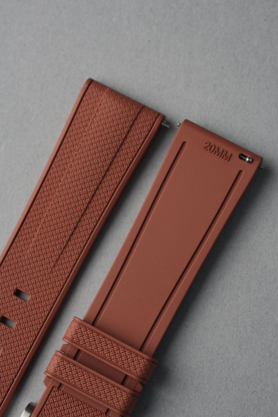 Essential Strap Bundle – Rubber & Leather + Tool (20–22mm Universal Fit)