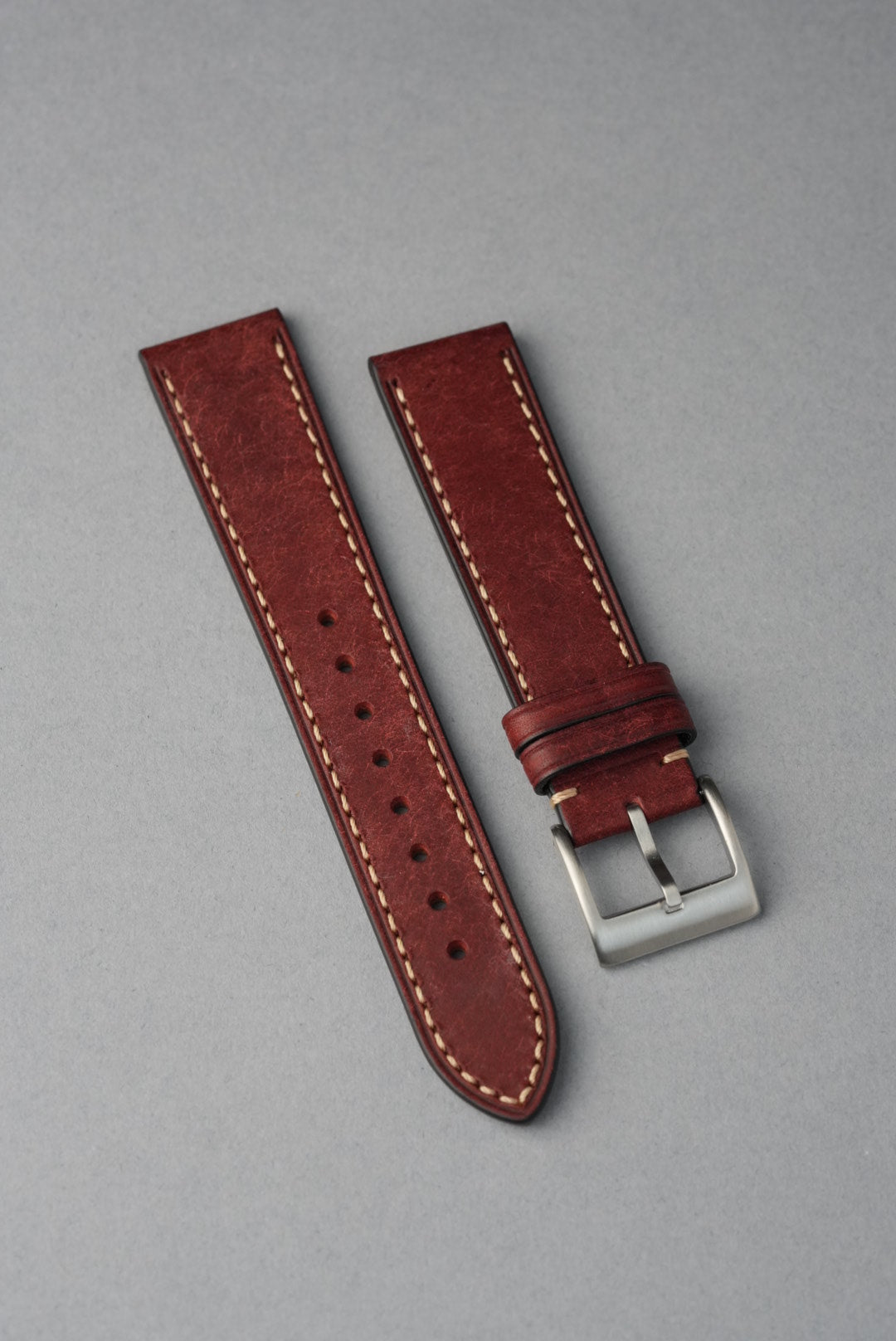 Tuscan Pueblo Leather Strap with Contrast Stitch – 20mm to 22mm