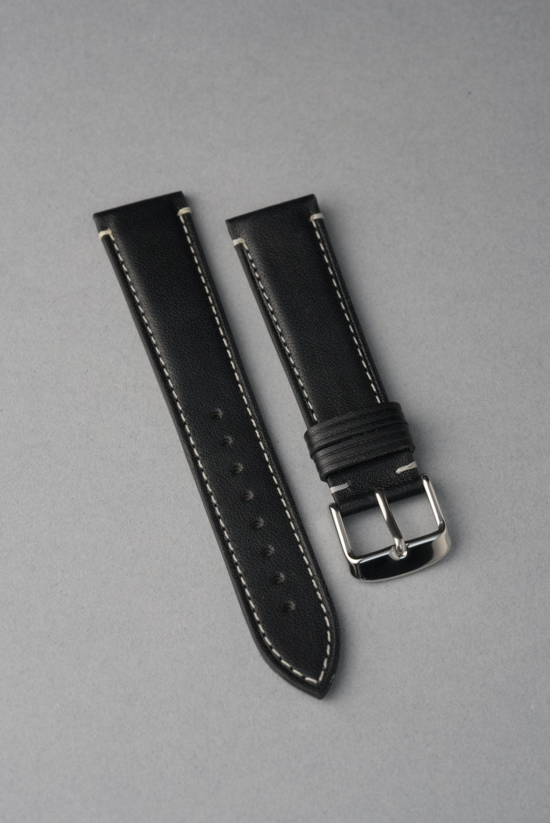 Handmade Leather Strap with Contrast Stitch – 18mm to 22mm