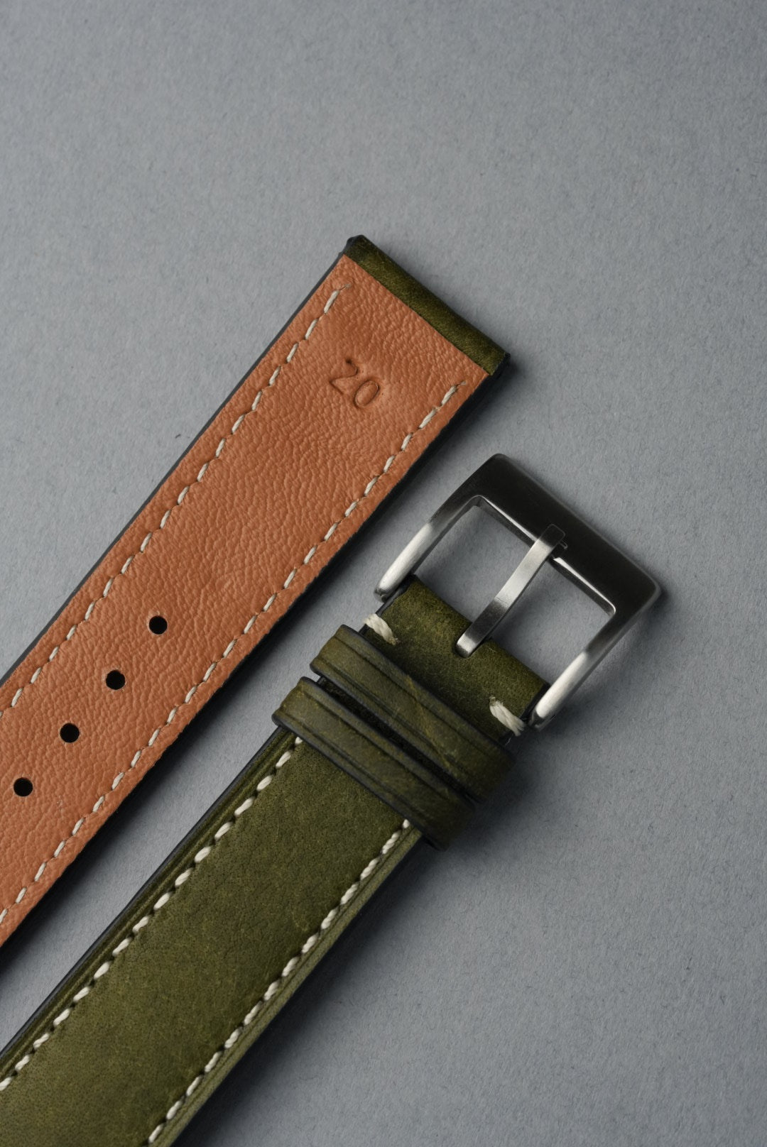 Tuscan Pueblo Leather Strap with Contrast Stitch – 18mm to 22mm
