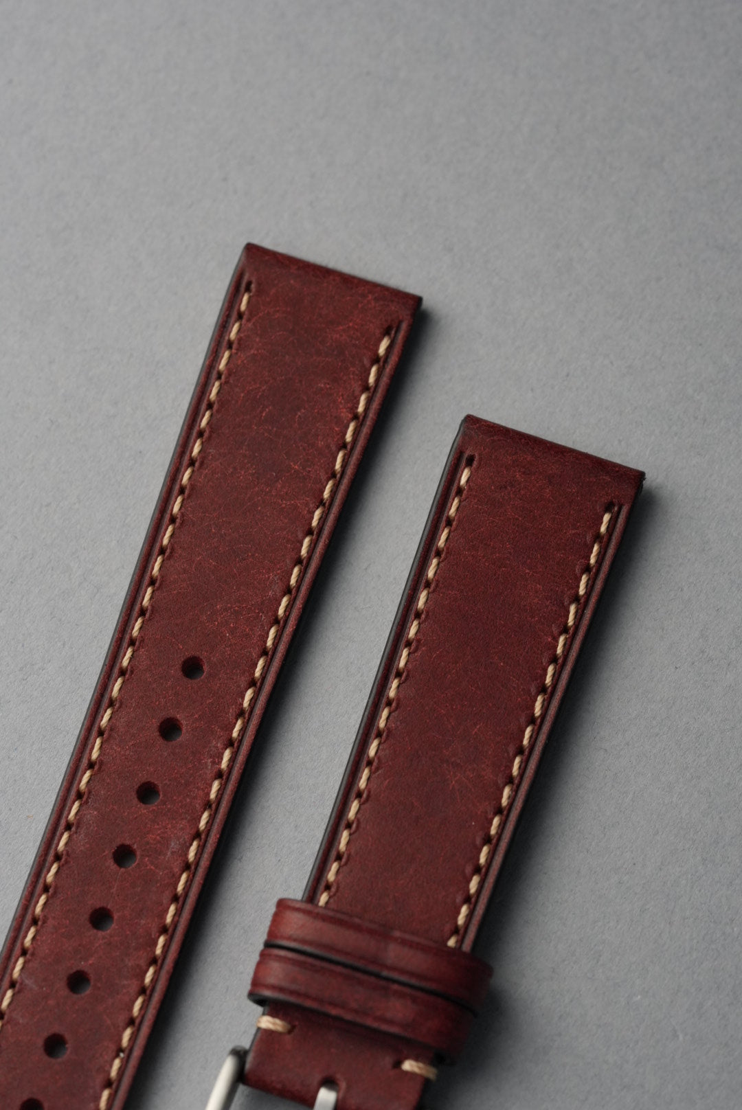 Tuscan Pueblo Leather Strap with Contrast Stitch – 20mm to 22mm