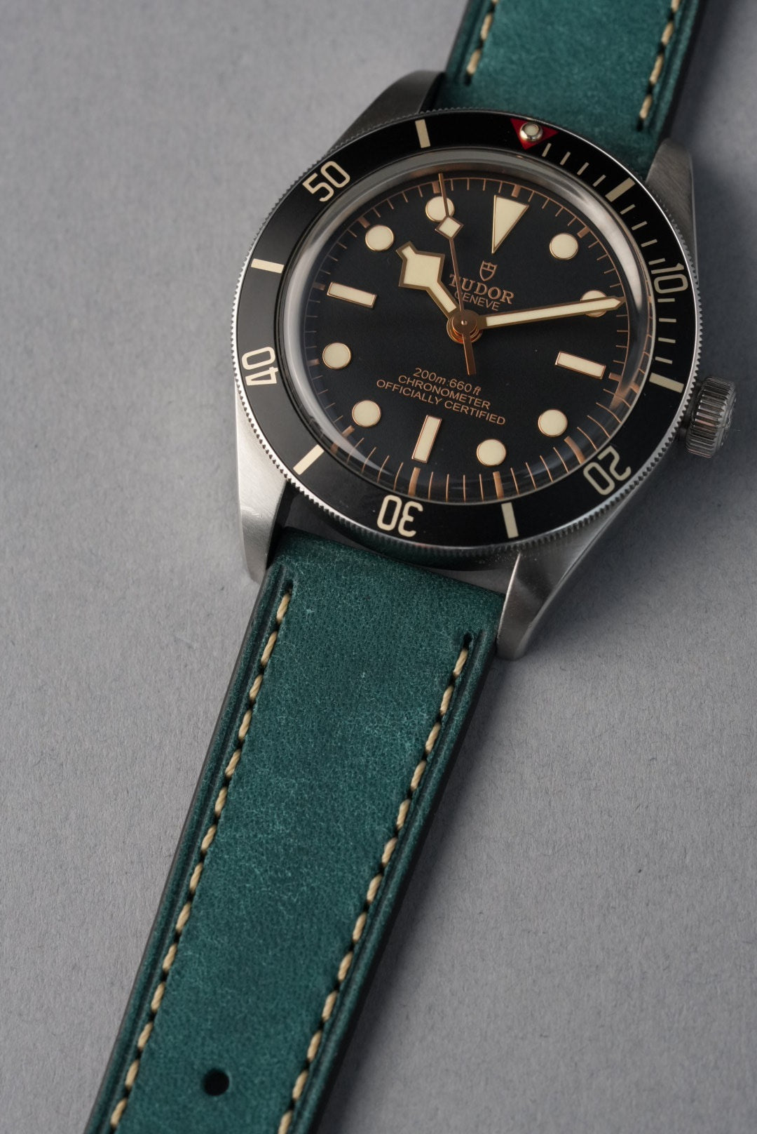 Tuscan Pueblo Leather Strap with Contrast Stitch – 20mm to 22mm