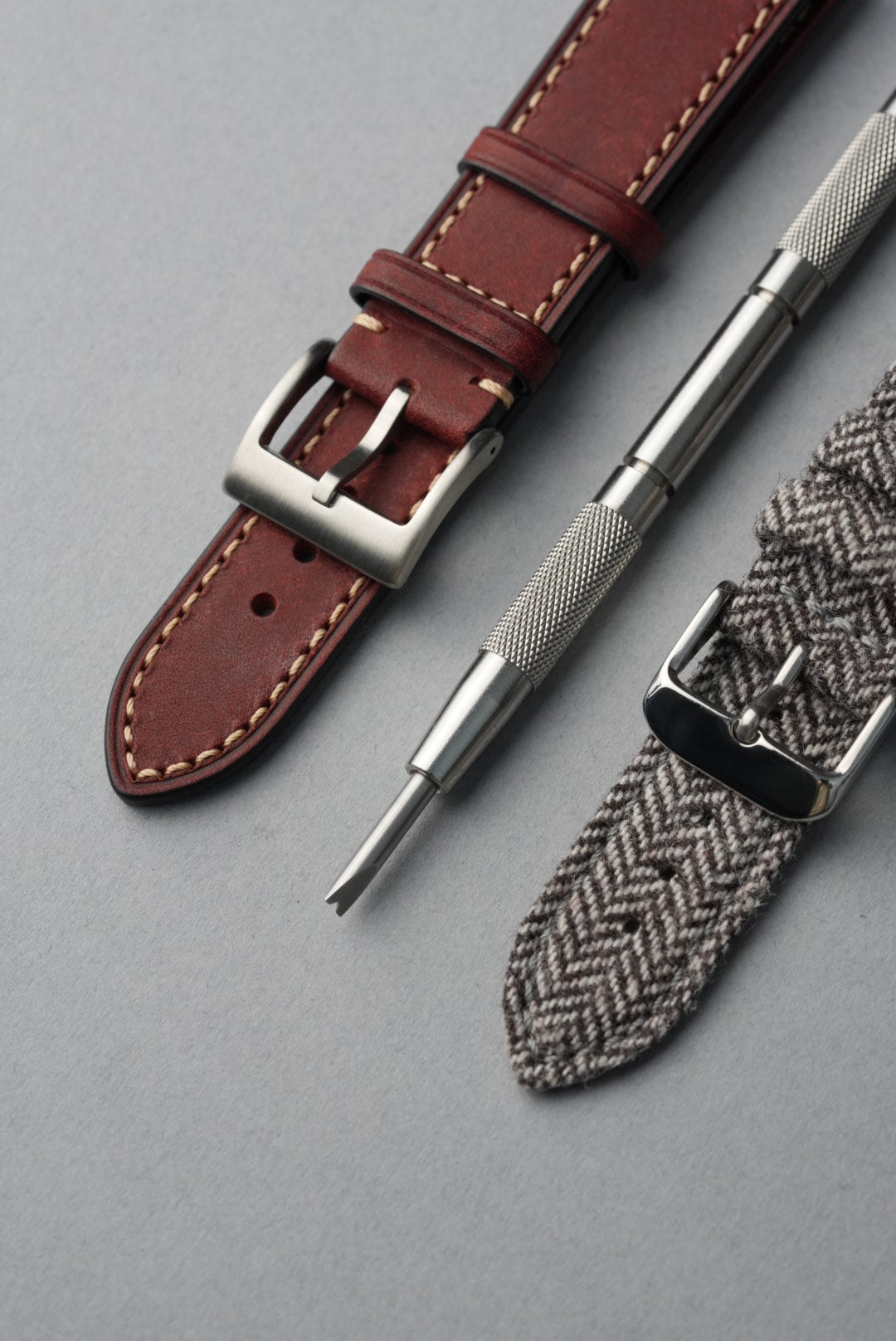 Autumn Winter Strap Bundle – Leather & Tweed + Tool (20–22mm Universal Fit)