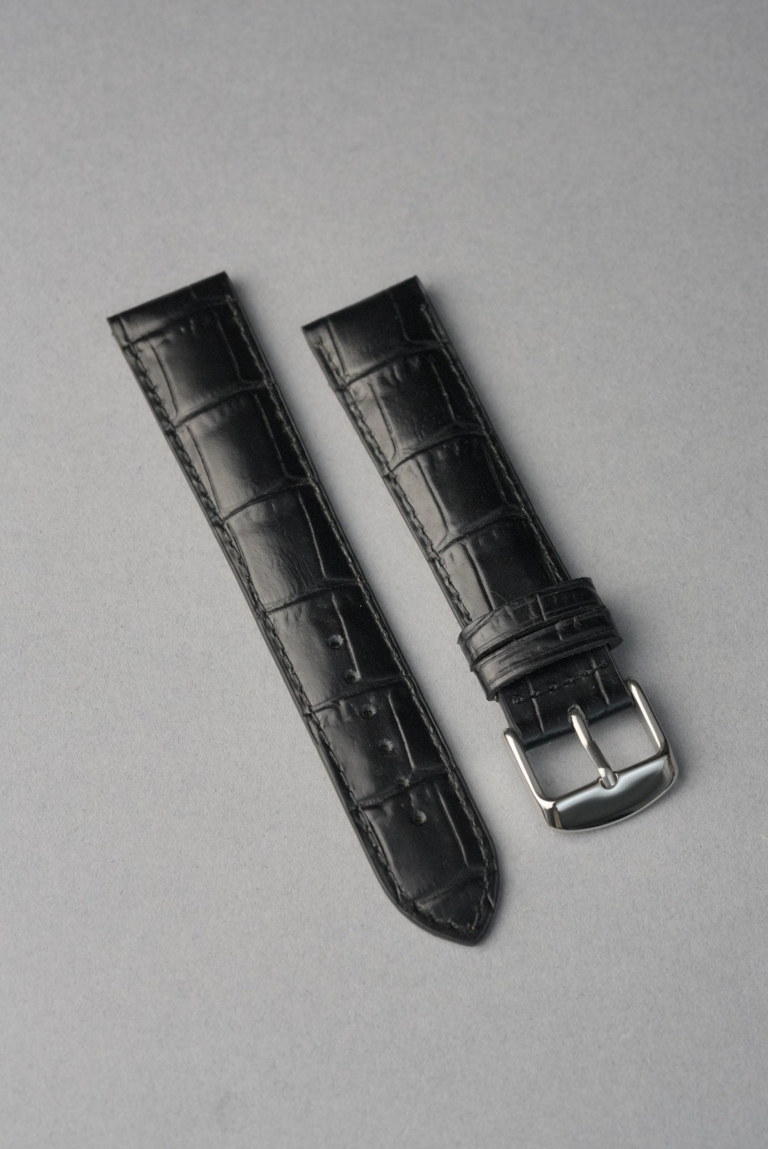Embossed Alligator Leather Watch Strap - 18mm to 24mm