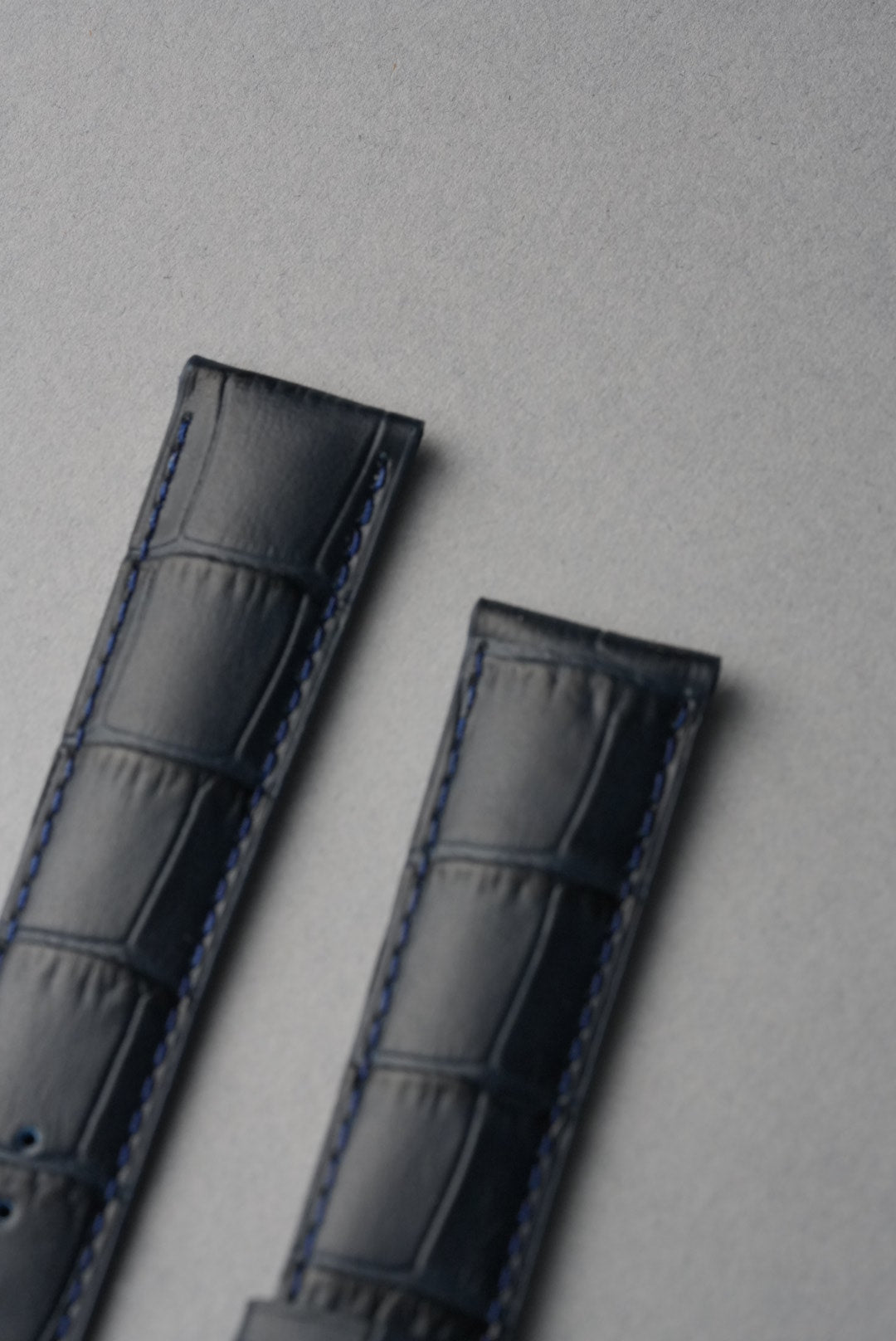 Embossed Alligator Leather Watch Strap - 18mm to 24mm