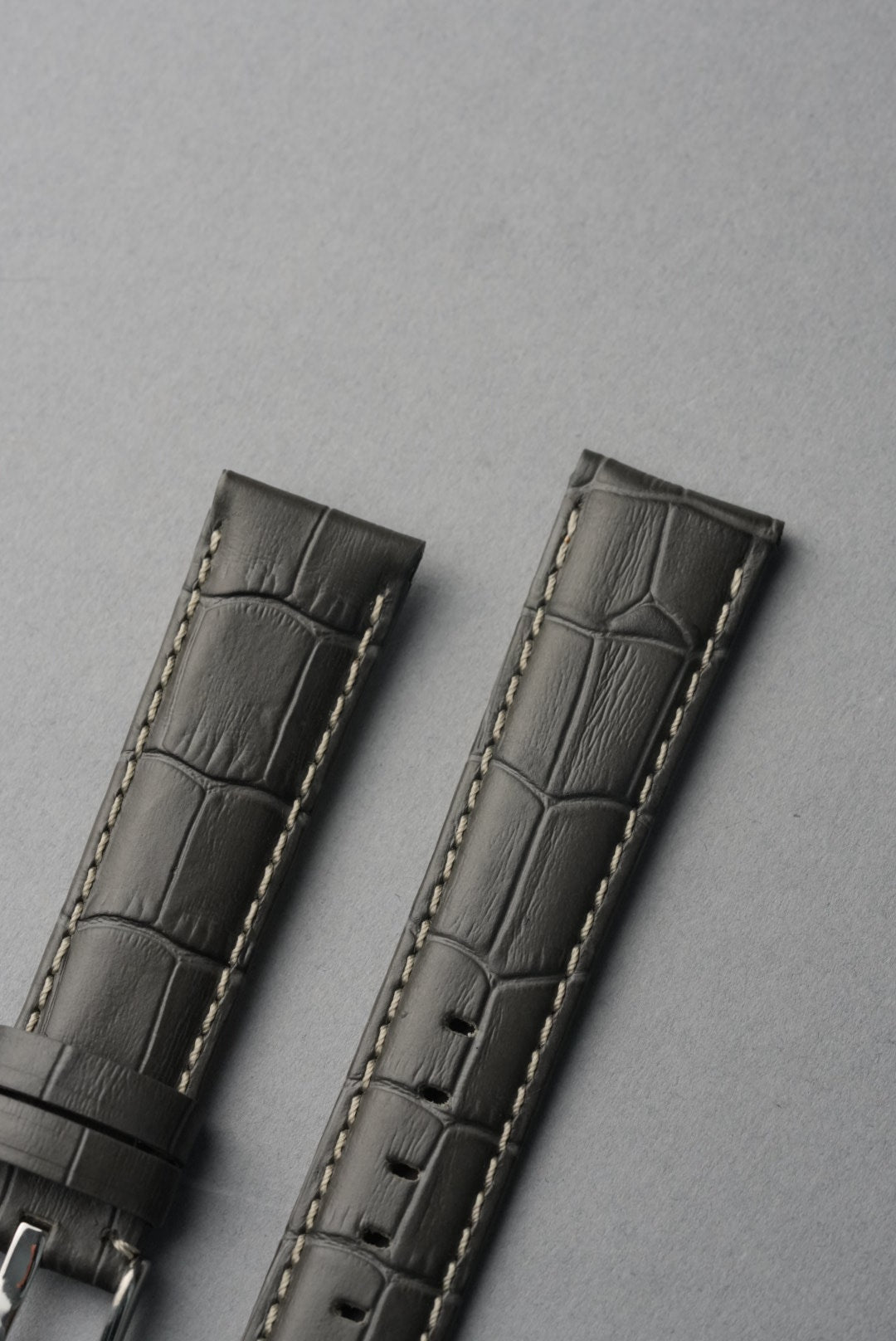 Embossed Alligator Leather With Contrast Stitch Watch Strap - 18mm to 24 mm