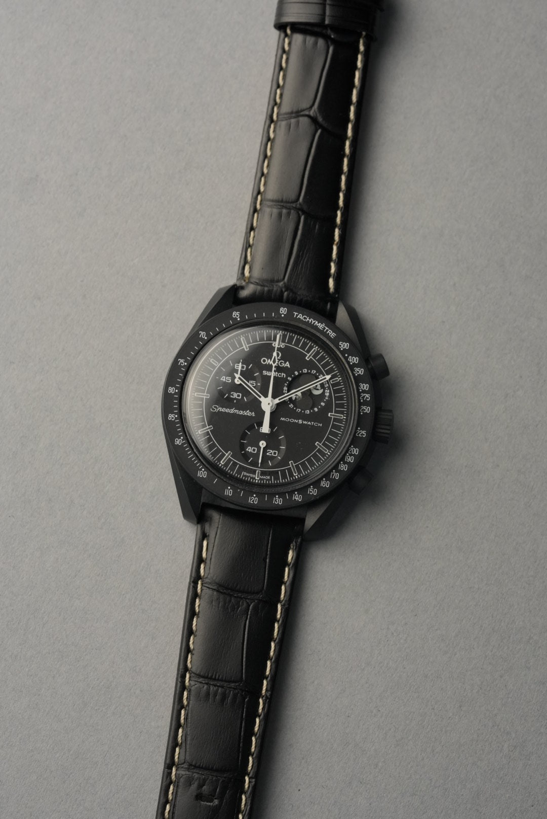 YMO period ピリオド ポスター スカーフ　腕章 セット MoonSwatch Snoopy Black Alligator Leather Strap | White Stitch