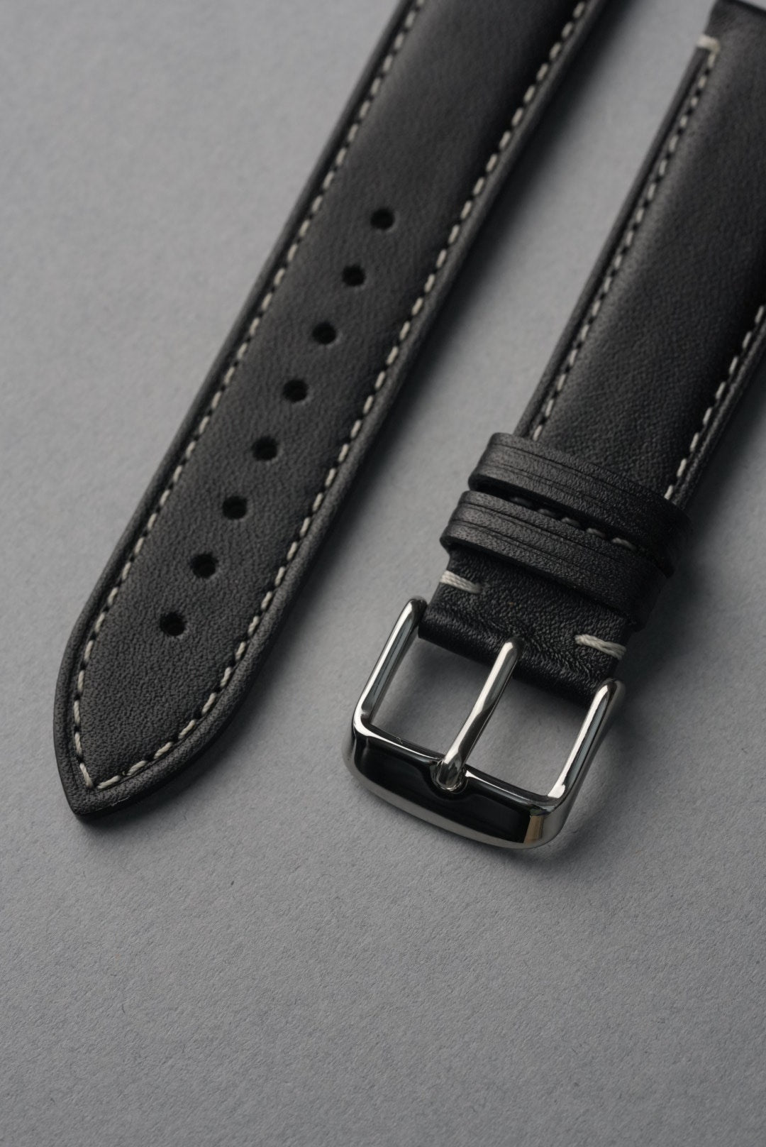 Handmade Leather Strap with Contrast Stitch – 18mm to 22mm