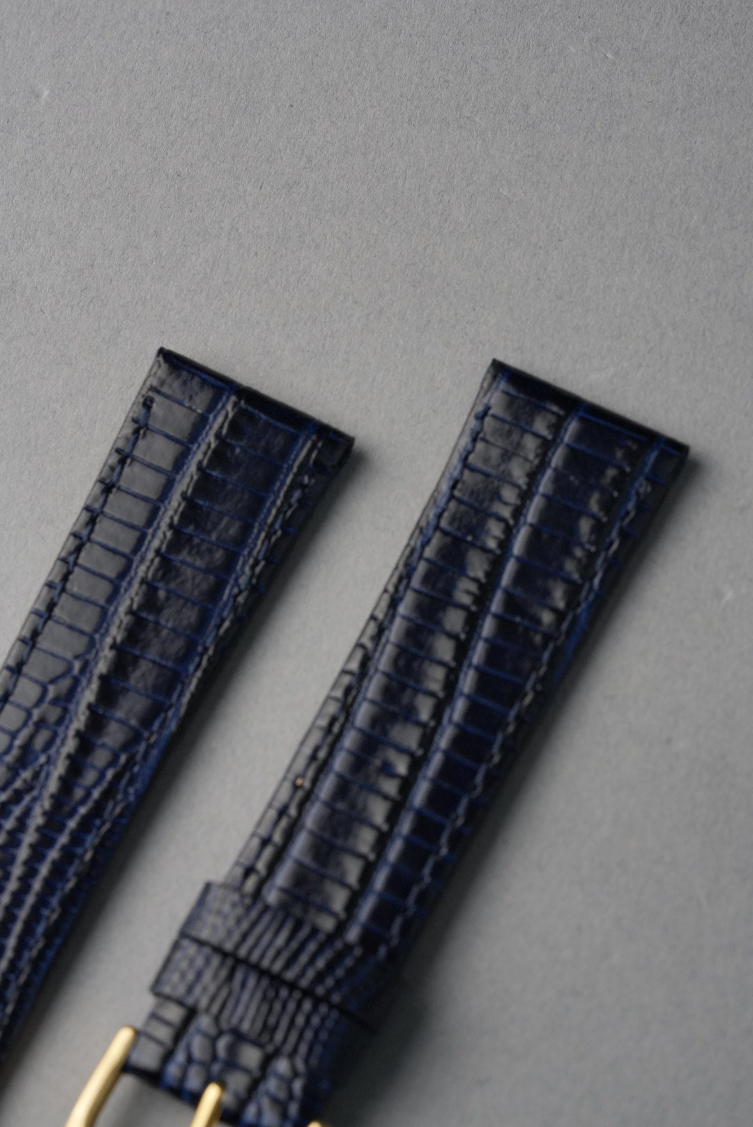 Lizard Grain Leather Strap with Nubuck Lining - 12 mm to 22 mm