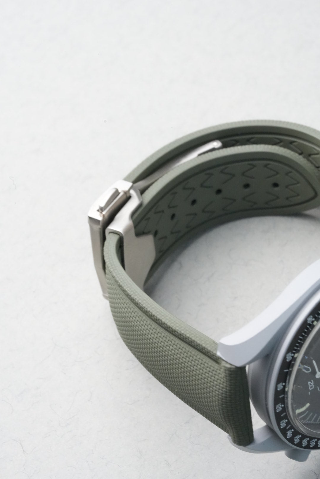Sailcloth Effect FKM Rubber Strap with Deployant Clasp for Swatch x Omega MoonSwatch - Mission on Earth: Desert - Khaki