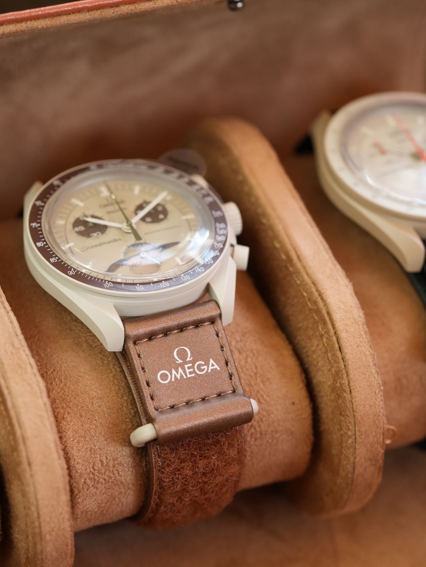 Three Slot Travel Watch Roll – Tan