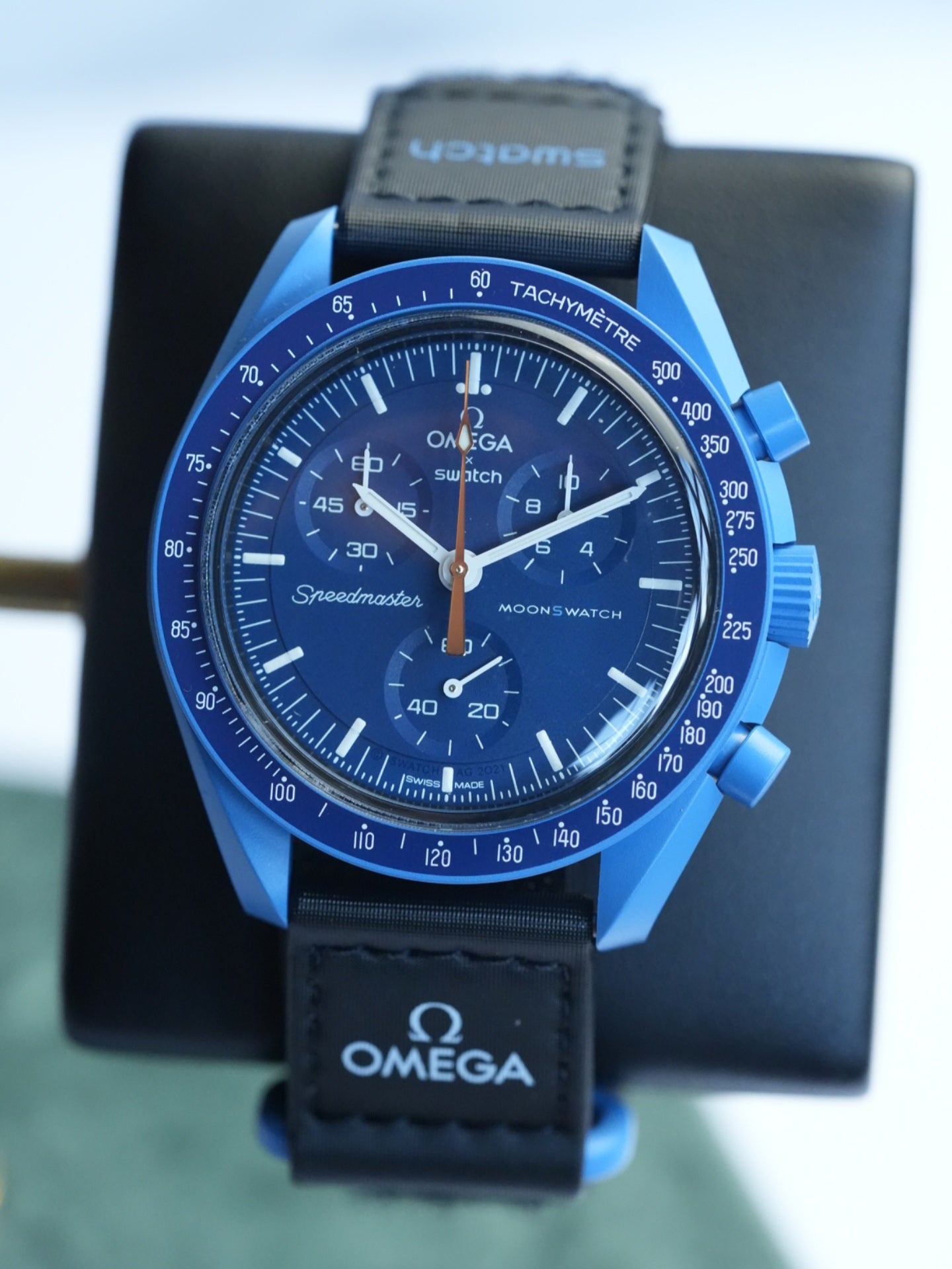 Omega x Swatch MoonSwatch Moonshine Gold Collection - Blue Moon (S033N101-108)