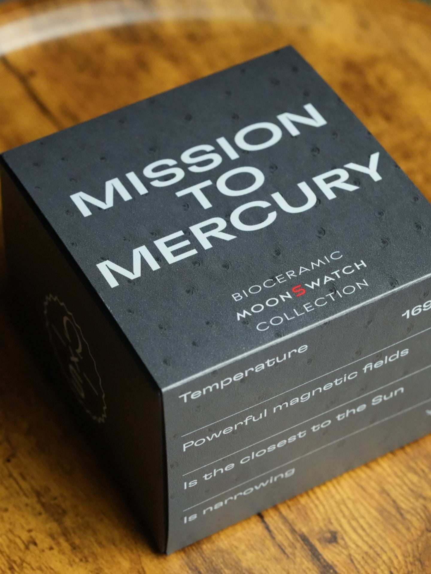 Omega X Swatch MoonSwatch Collection: Ostrich Mercury