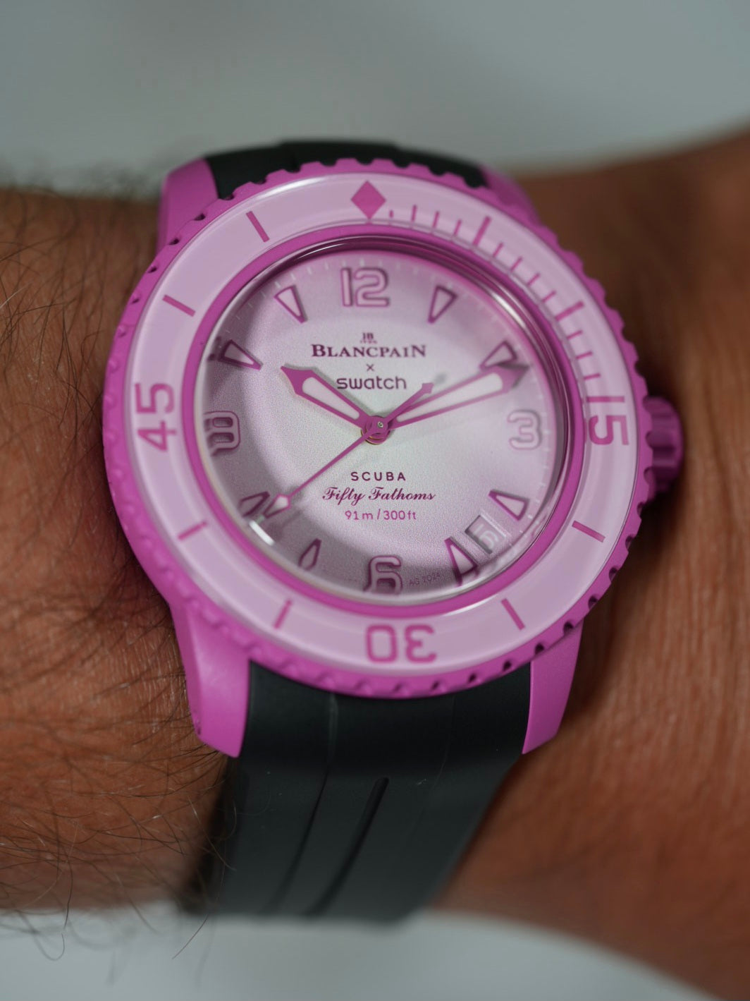 時計 Blancpain x Swatch Pink Ocean PINK OCEAN: Bioceramic Scuba Fifty Fathoms Collection