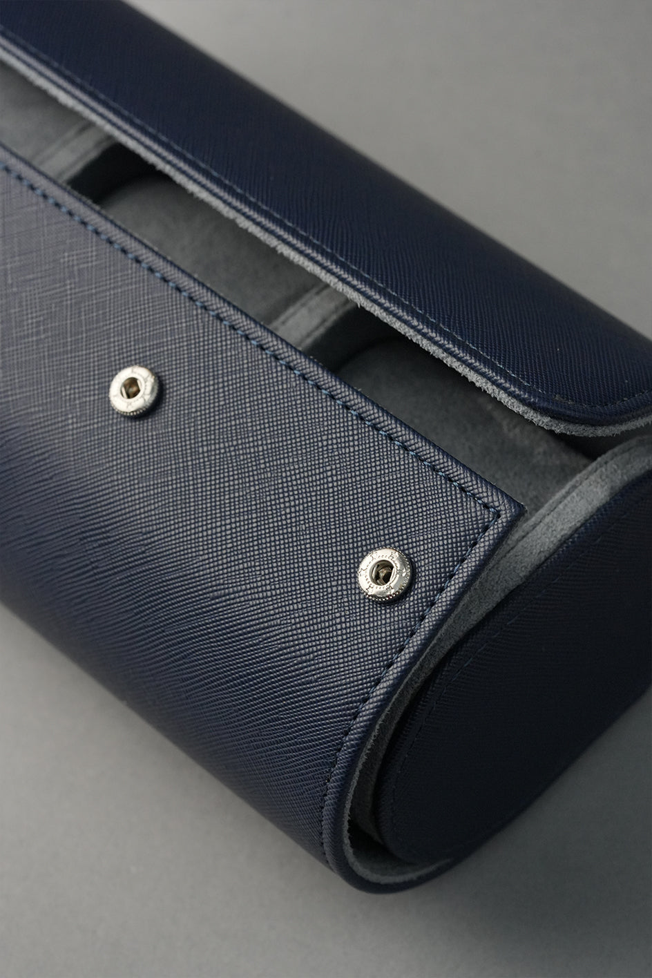 Travel Watch Roll Vegan Crosshatch Leather