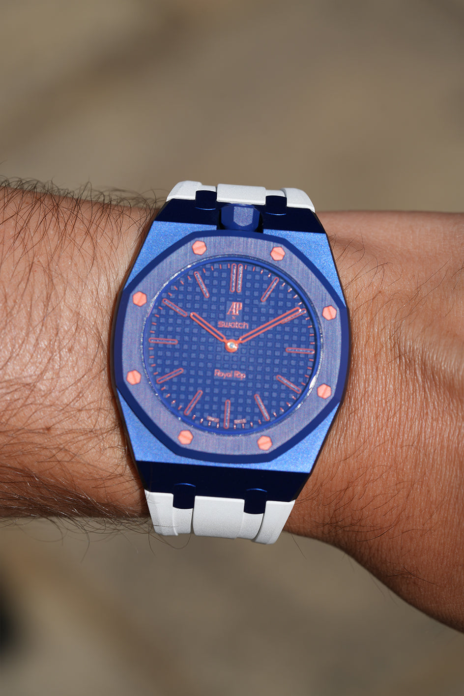 Orenji Hachi Royal Pop Monocoque | Wrist Case + Strap | MGB – MGB