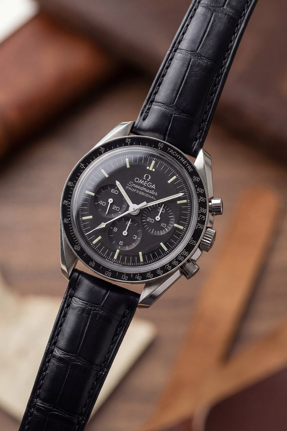 Embossed Calfskin Leather Alligator Watch Strap for Omega Speedmaster