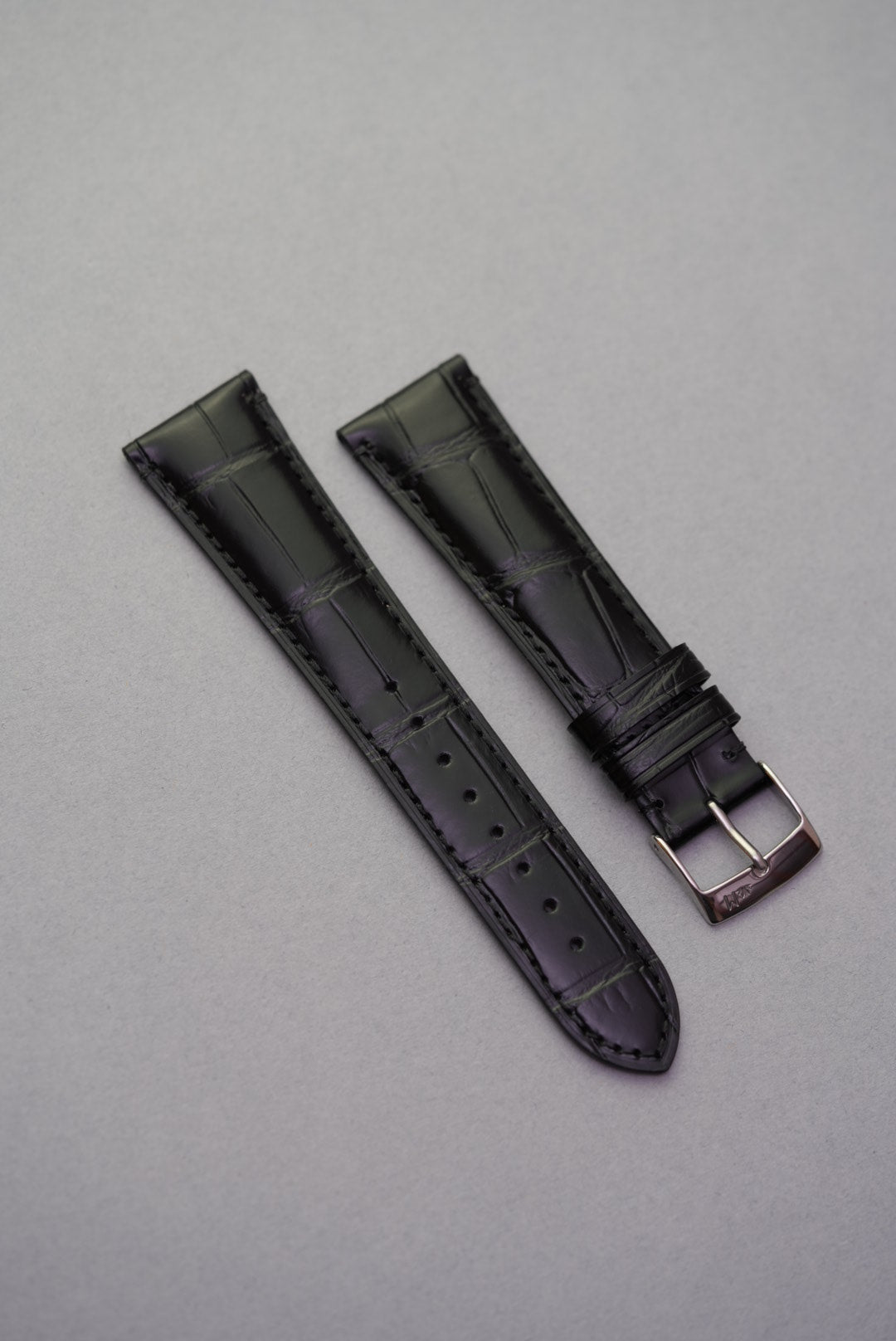 Black calfskin leather watch strap with embossed croc detailing – refined matte finish