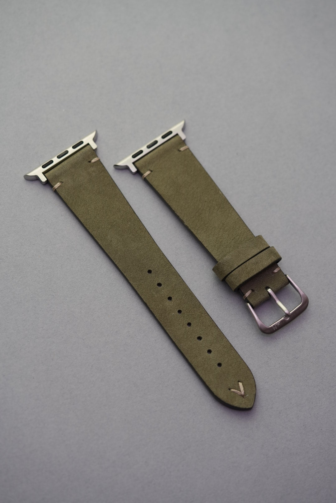 green-calfskin-leather-strap-apple-watch-upgrade-detail-mgbwatches