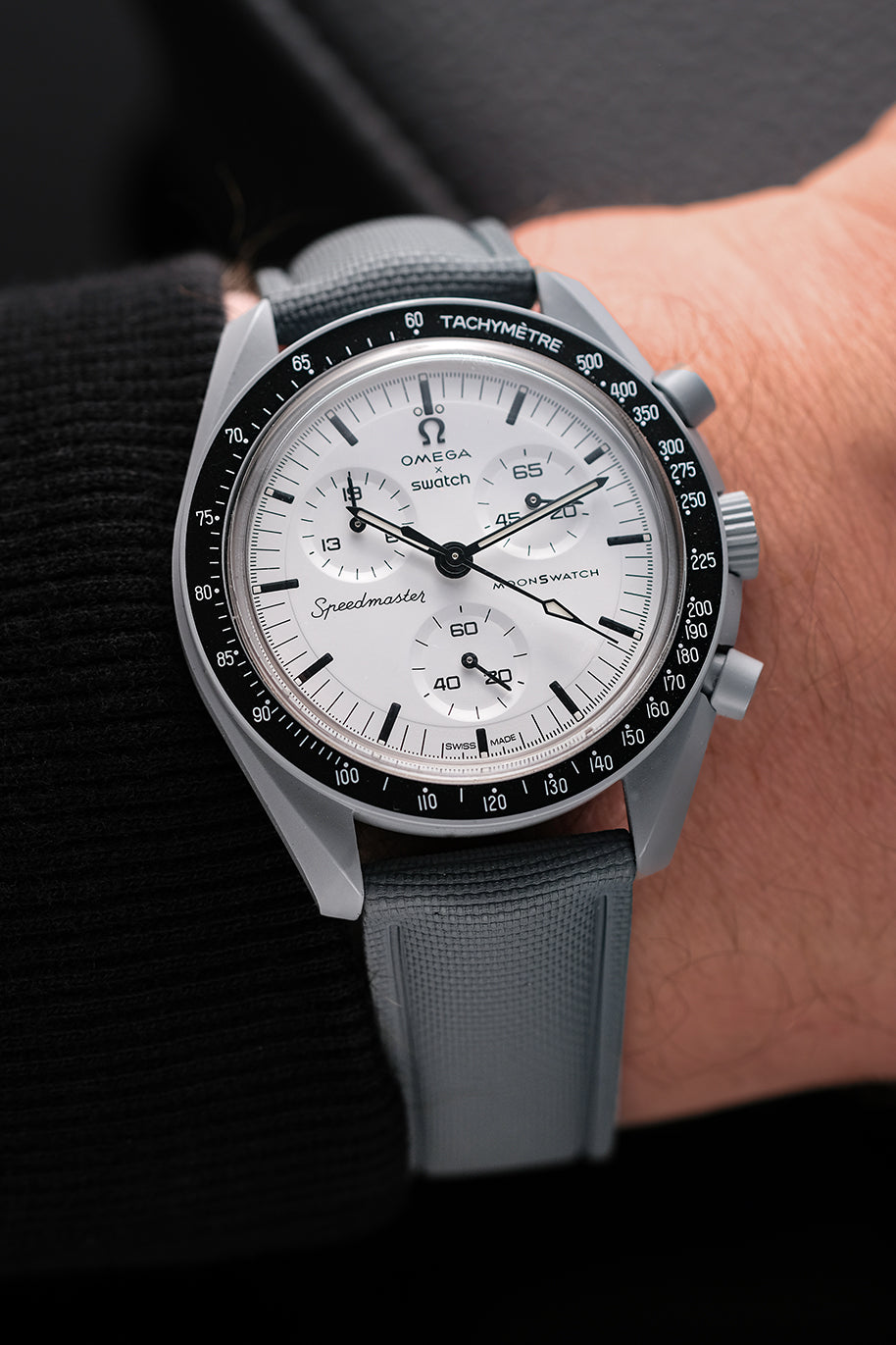 Sailcloth Effect FKM Rubber Strap with Deployant Clasp for Swatch x Omega MoonSwatch - 1965 - Grey