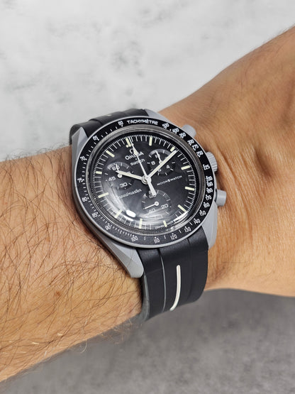 Premium black and white curved rubber strap for MoonSwatch Mission to the Moon, quick-release spring bars