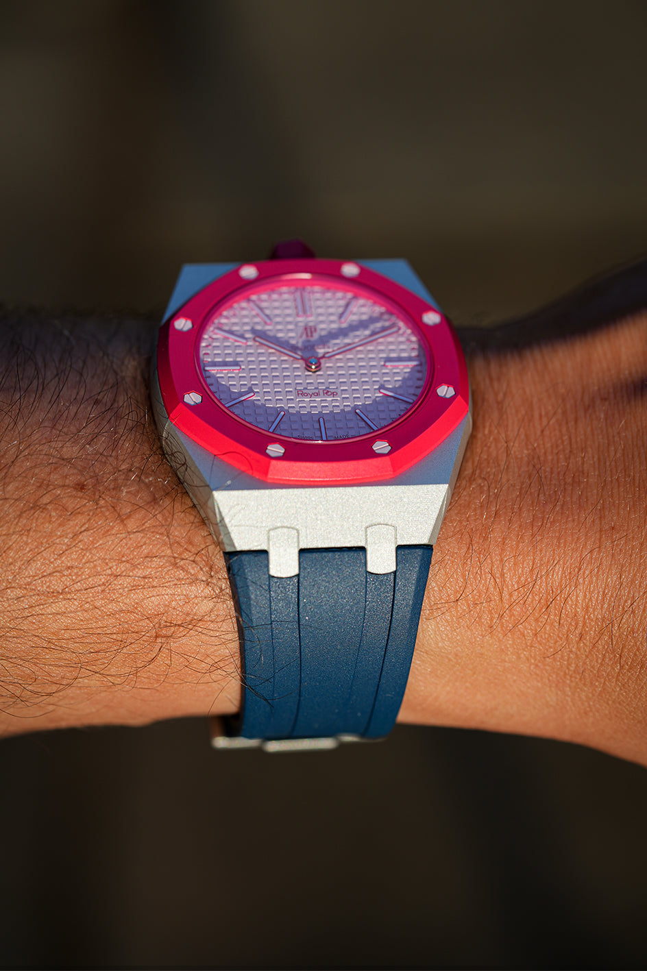 Otto Rosso Royal Pop Strap: The Monocoque