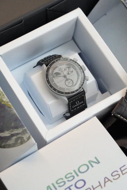 Earthphase MoonSwatch Smart Casual Set