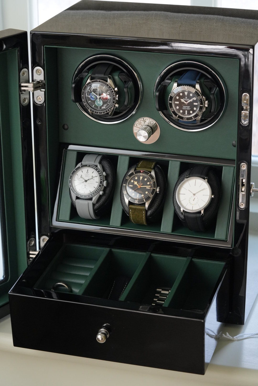 Watch Winder Cabinet – Gloss Piano Finish