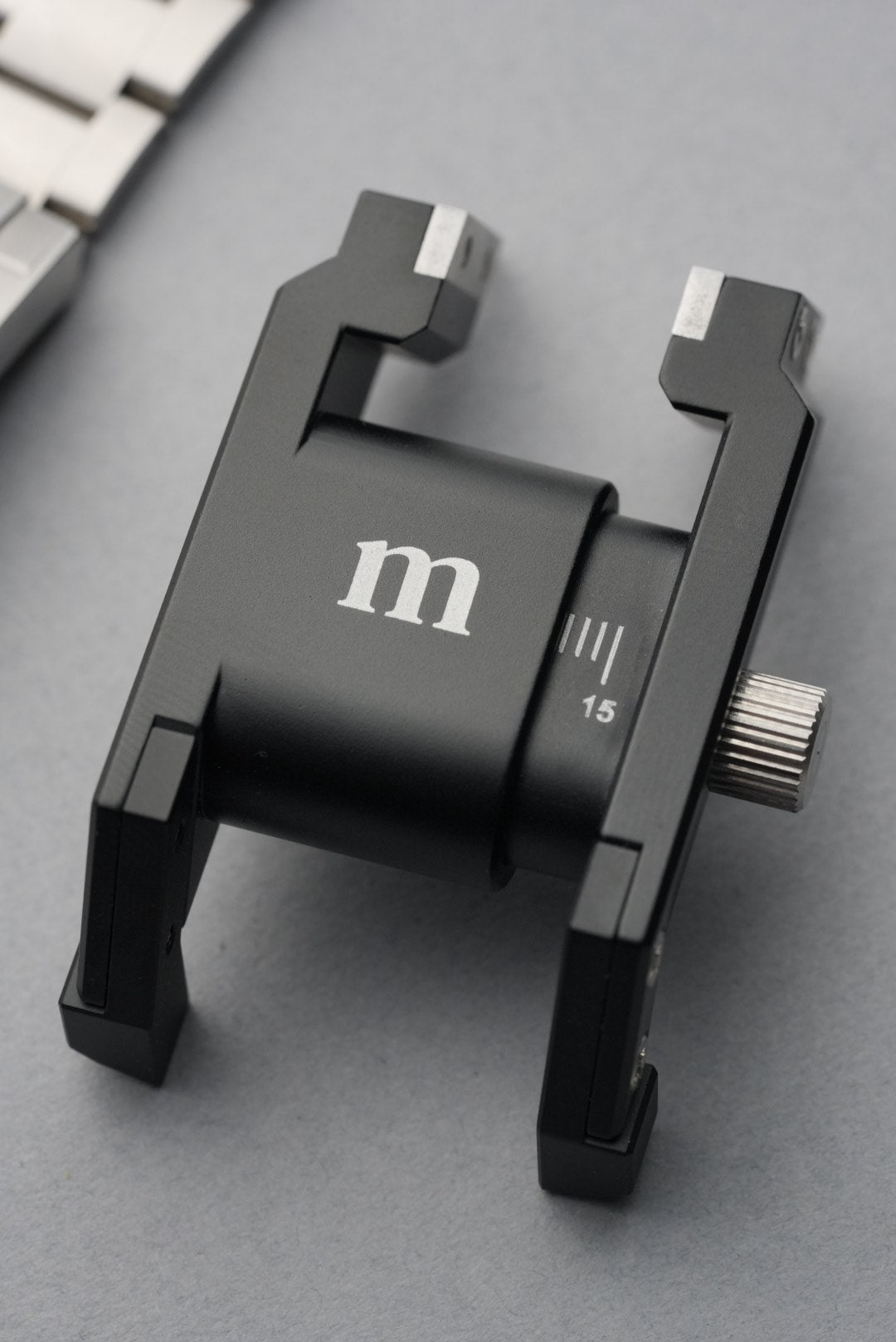 Bracelet Removal Tool – Spring Bar Removal for Metal Bracelets