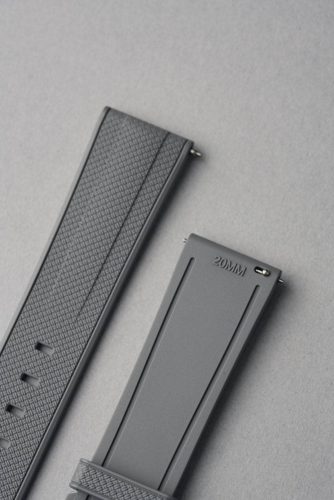 Essential Strap Bundle – Rubber & Leather + Tool (20–22mm Universal Fit)