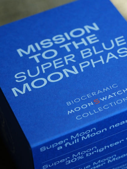 Mission to the Super Blue Moonphase (SO33N700)