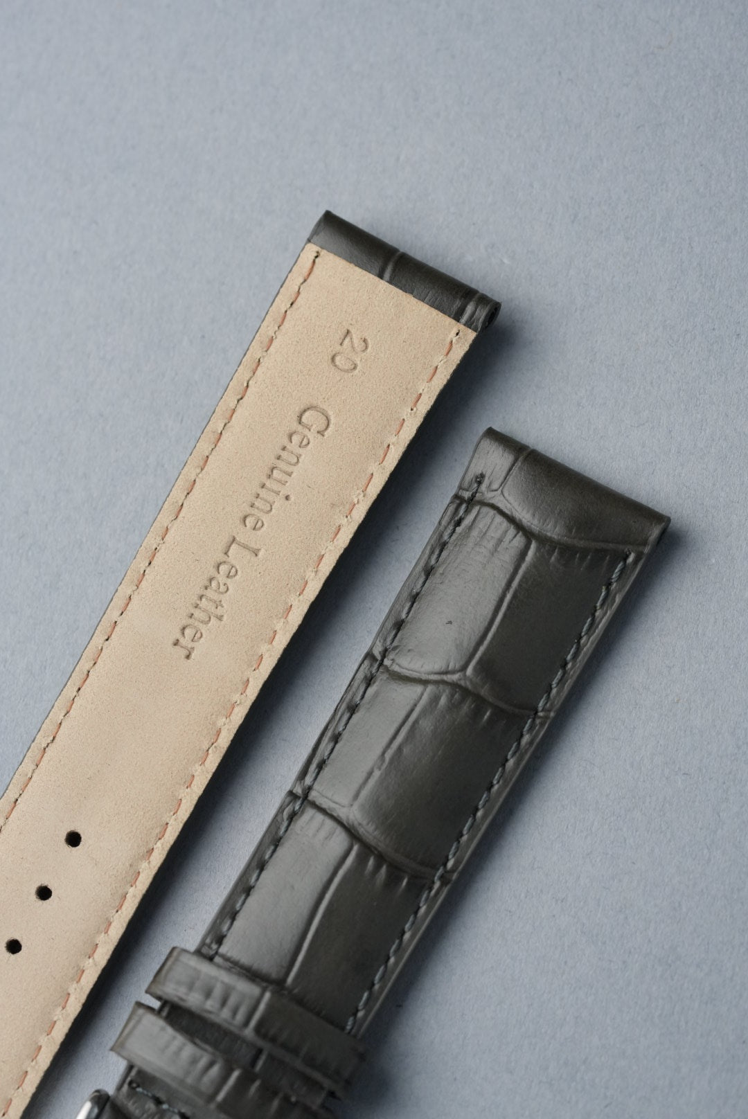Embossed Alligator Leather Watch Strap - 18mm to 24mm