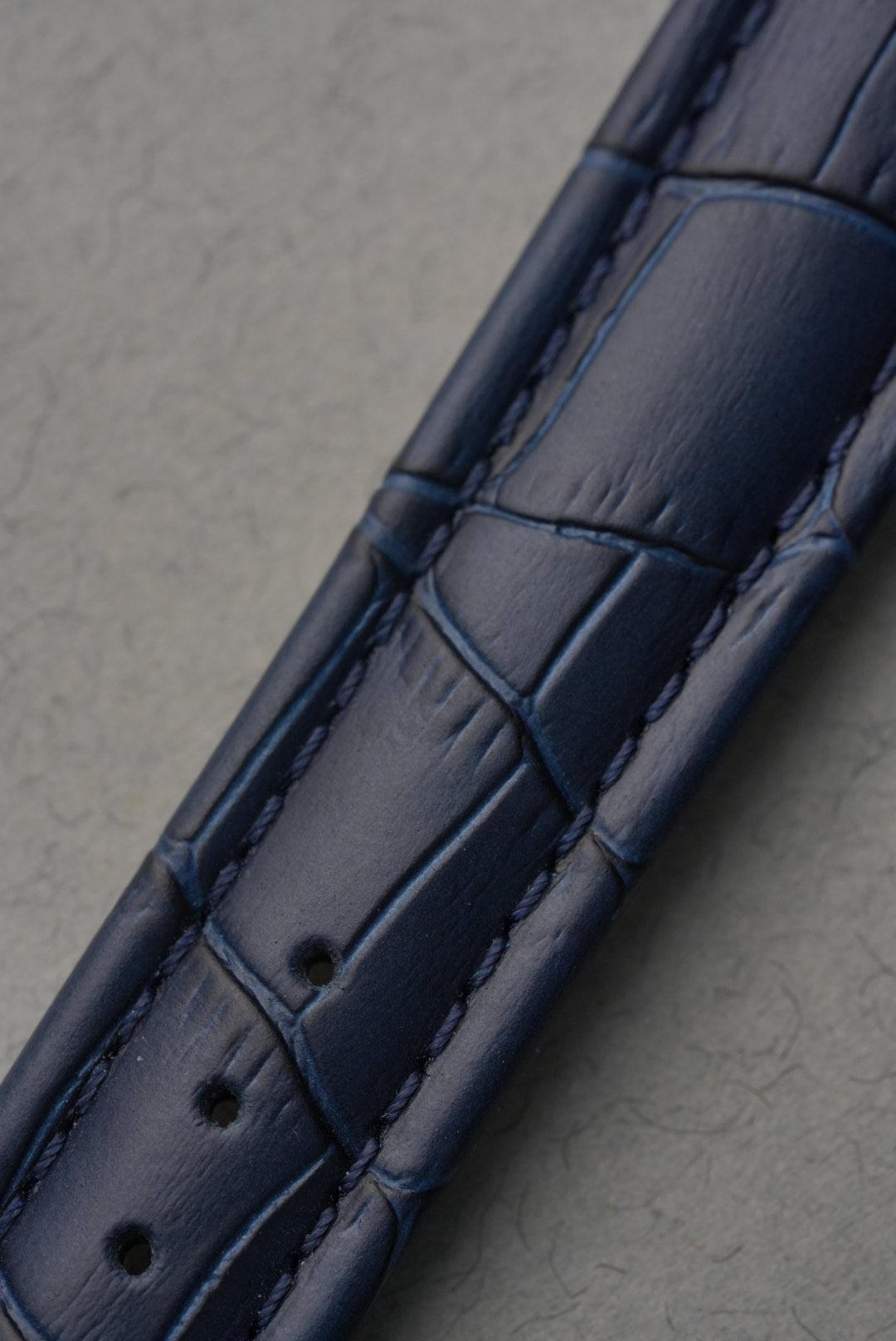 Embossed Leather Strap for Omega x Swatch MoonSwatch – Mission to Neptune – Navy