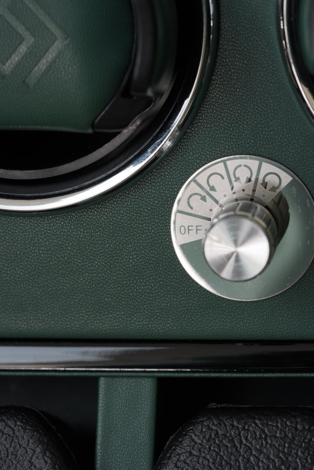 Watch Winder Cabinet – Gloss Piano Finish