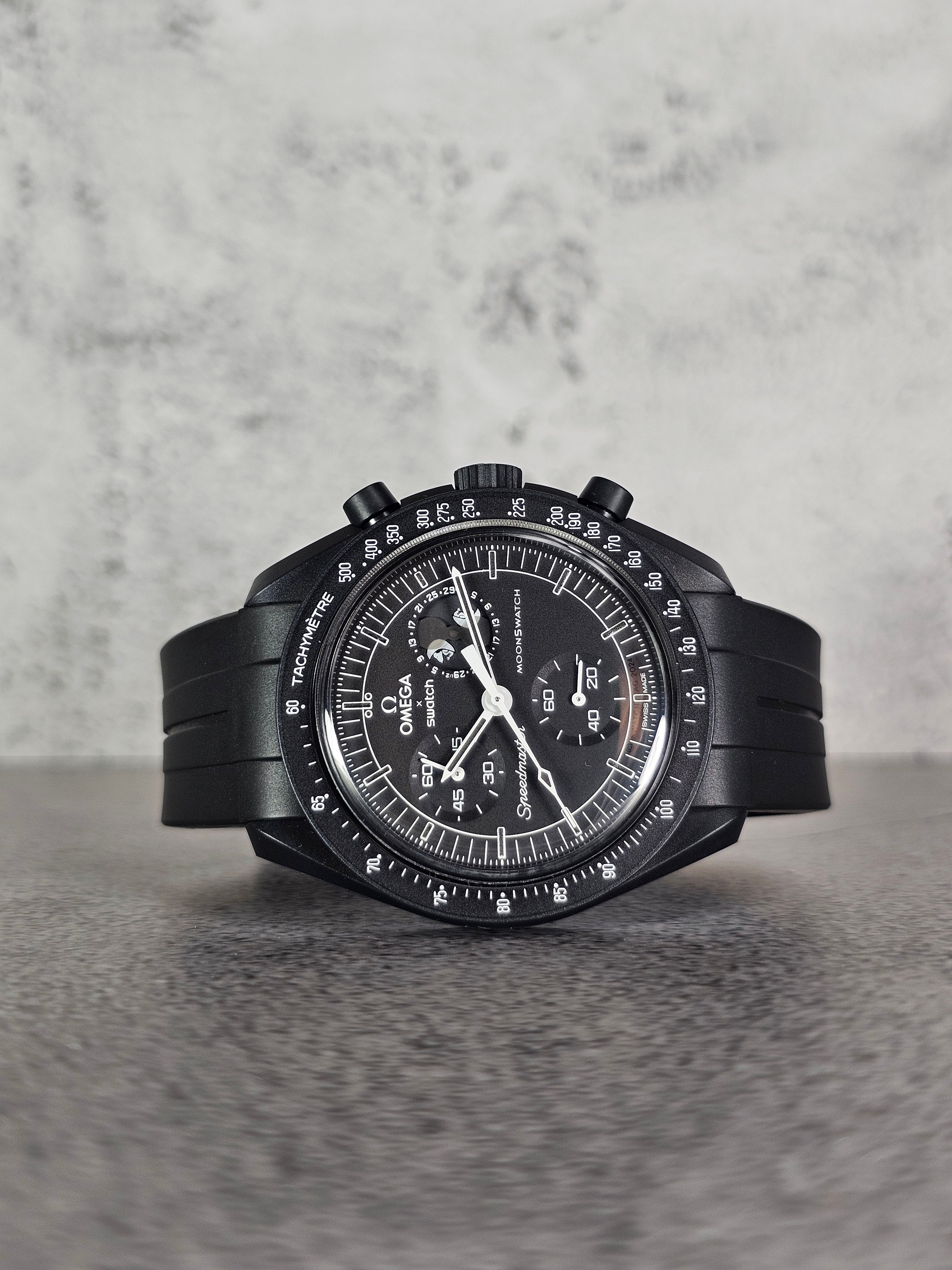 Mission To MoonPhase: Snoopy Black 'Flagship' Moonswatch Strap