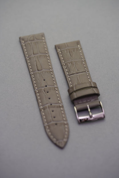 Slate grey embossed leather watch strap – Italian-made calfskin strap replacement for modern and classic timepieces.