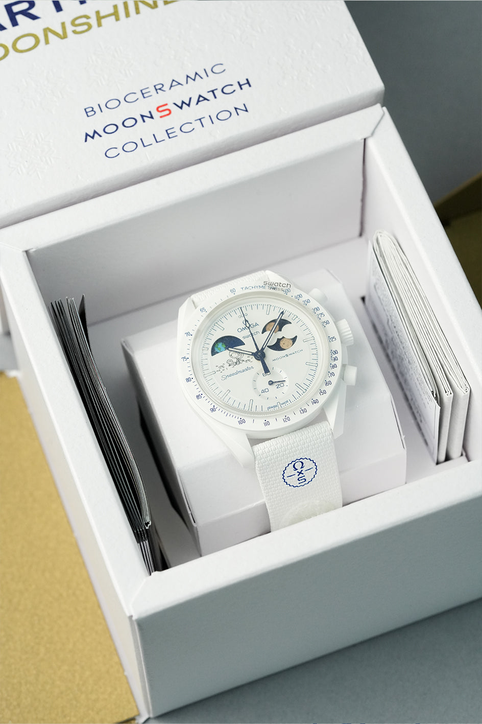 Swatch x OMEGA Mission to EarthPhase Moonshine Gold “Cold Moon” - SO33W701L