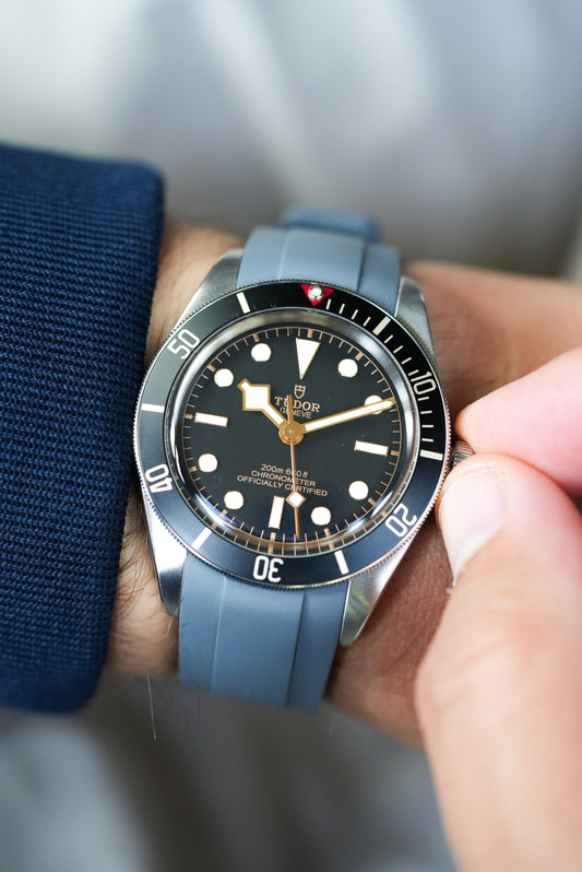 Tudor Black Bay watch with grey FKM rubber strap – sleek, waterproof strap upgrade for a classic dive watch look.